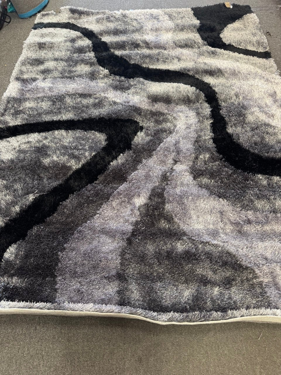 Optima Gray & Black Wave Pattern Area Rug, Modern Abstract Design