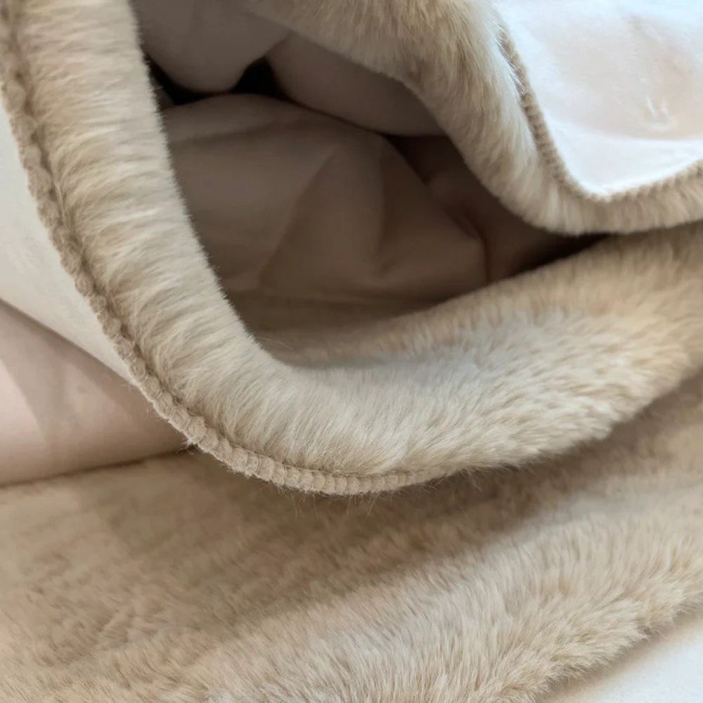 Luxe Collection, Beige Ivory Chinchilla Faux Fur Plush Area Rug, 7x10 ft