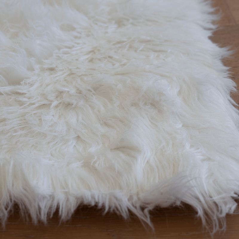 Sheepskin White Faux Fur Shag Area Rug